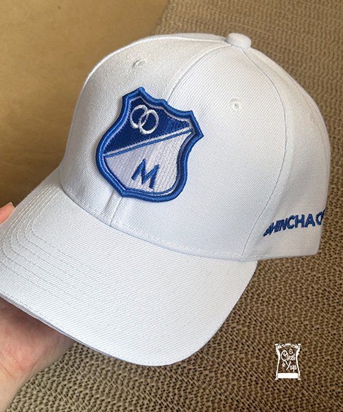 Gorra personalizada blanca de Millonarios