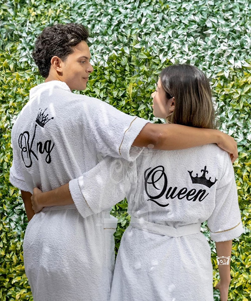 Salida de baño para pareja personalizado de rey y reina