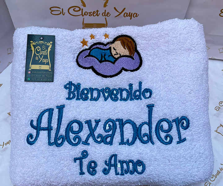 Toalla personalizada para bebe de nube azul - 350