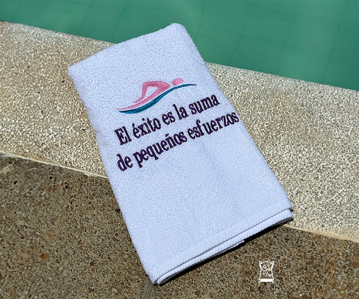 Toalla personalizada para mujer con frase de motivación - 313